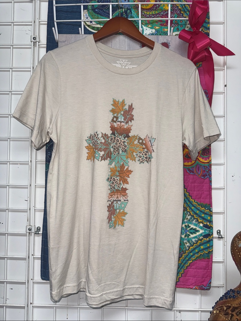 7 Graphic T-shirts, size medium - Picture 2 of 8